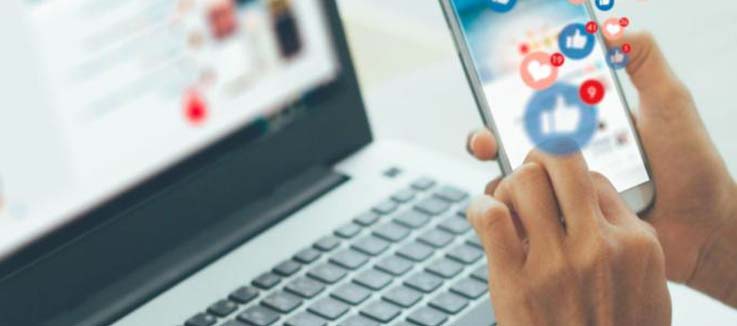 woman shopping online  